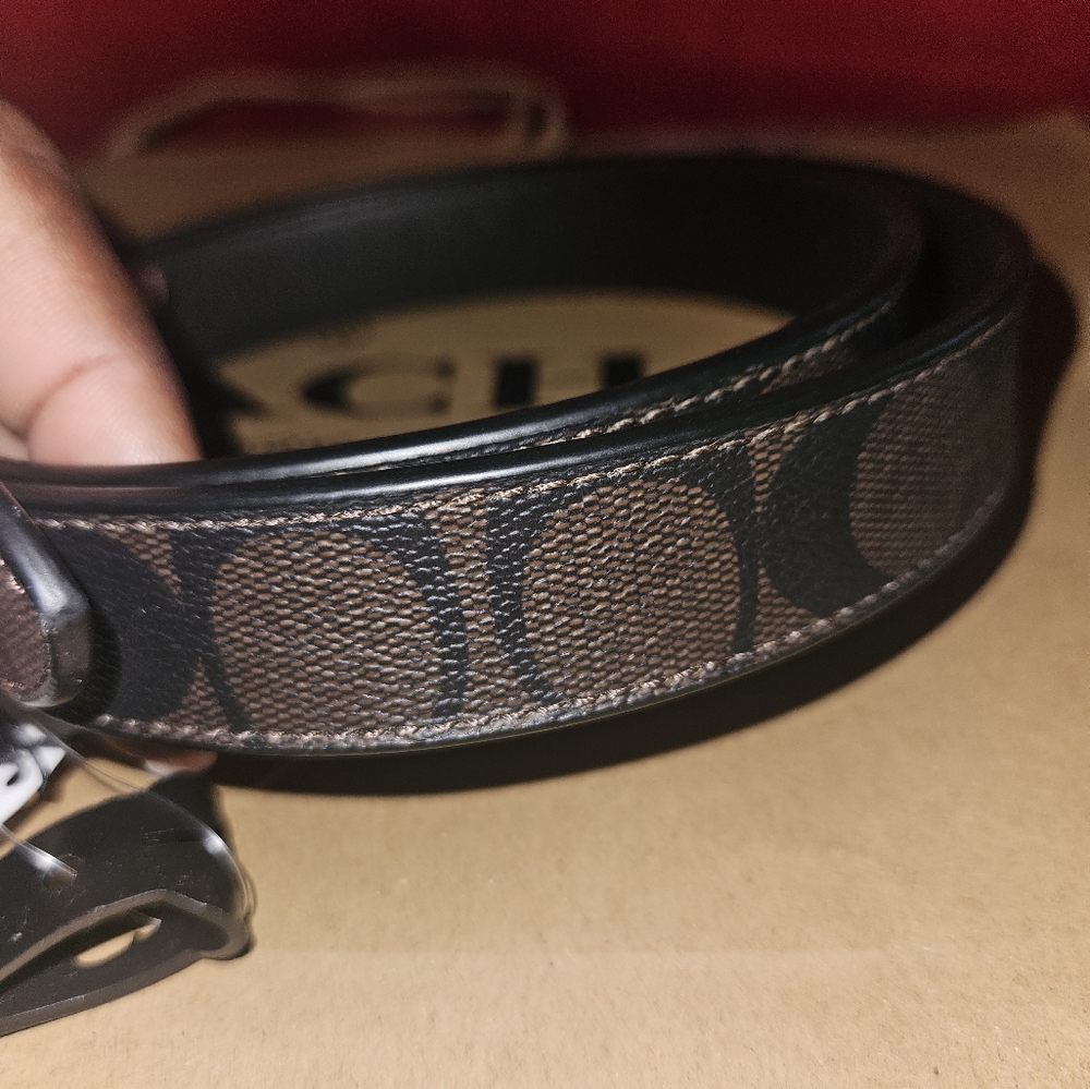 Coach Morgan Signature PVC Belt - Picture 5 of 6